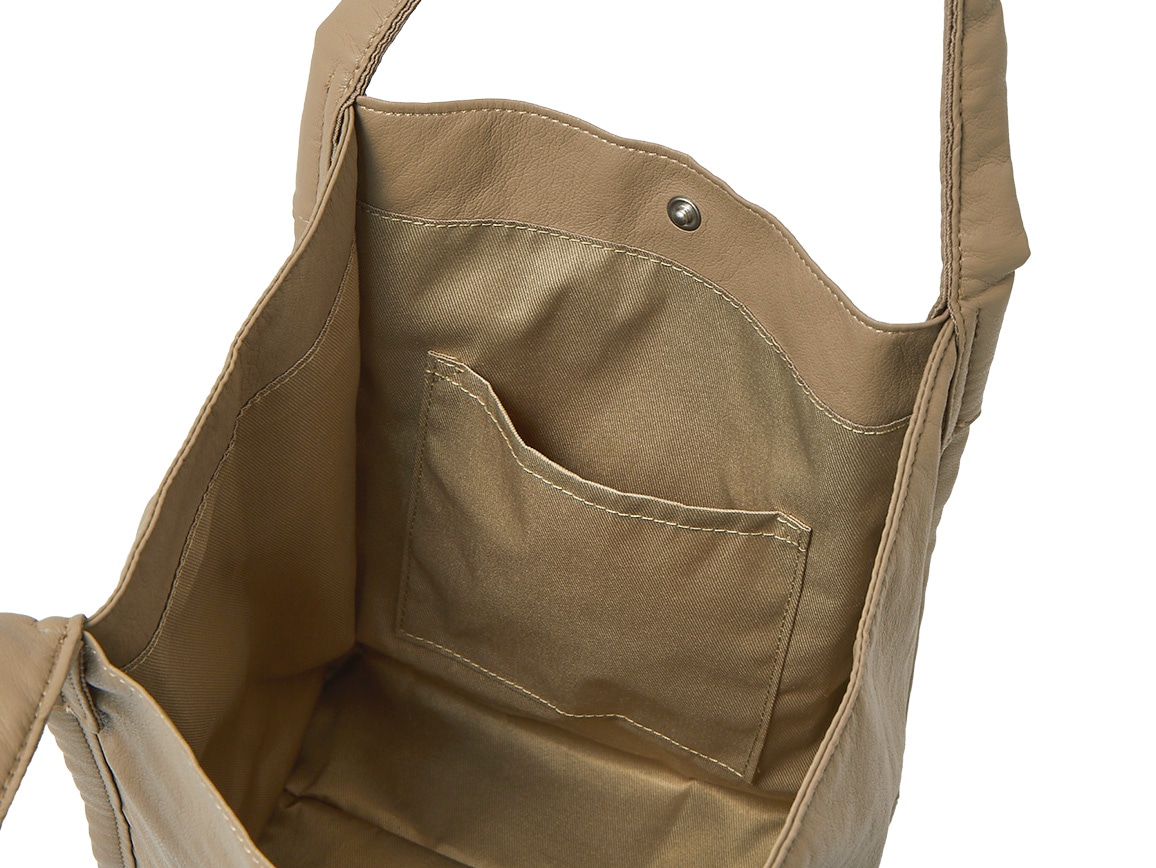 軽くて洗える大容量トート【広告商品】 軽くて洗える大容量トート【広告商品】