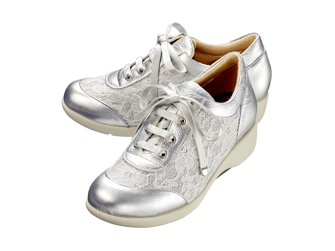 ミスキョウコ・4Eレーススニーカー ミスキョウコ・4Eレーススニーカー