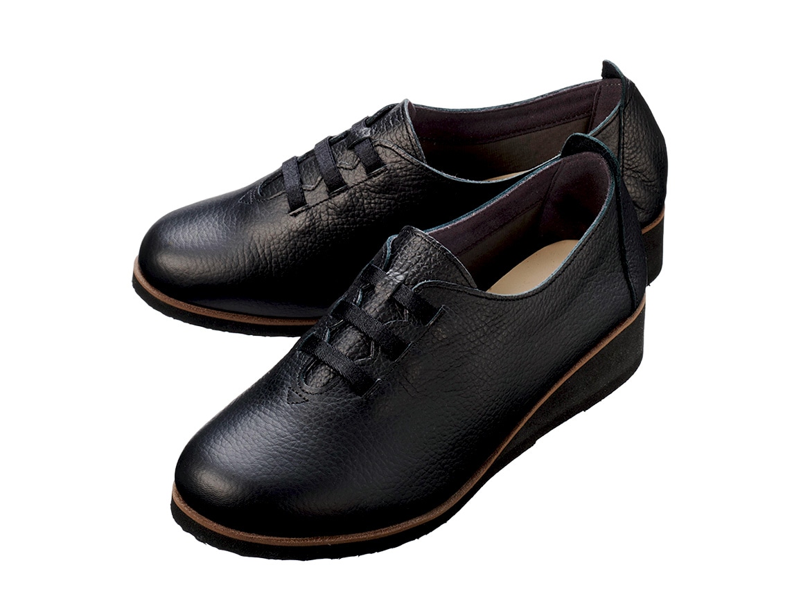 エアーレザー・軽やかゴムひもシューズ エアーレザー・軽やかゴムひもシューズ