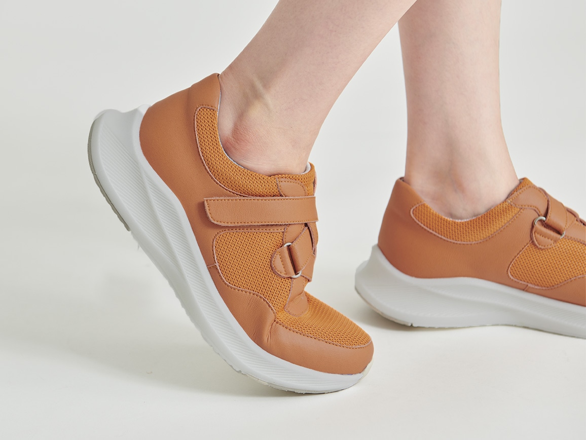 ハルメク ラップベルトスニーカー ハルメク ラップベルトスニーカー