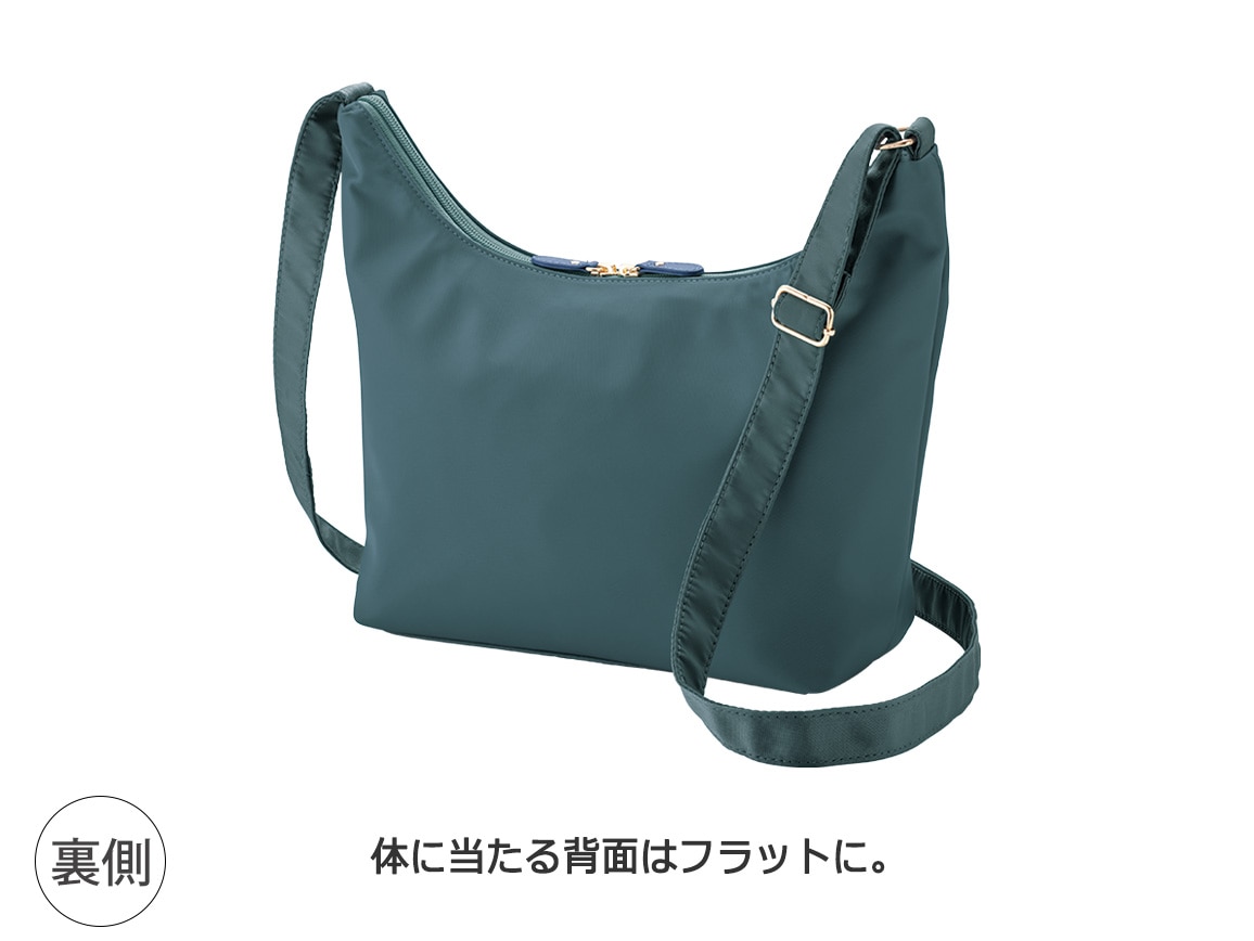 ラウンドポケットつきコンビショルダー ラウンドポケットつきコンビショルダー