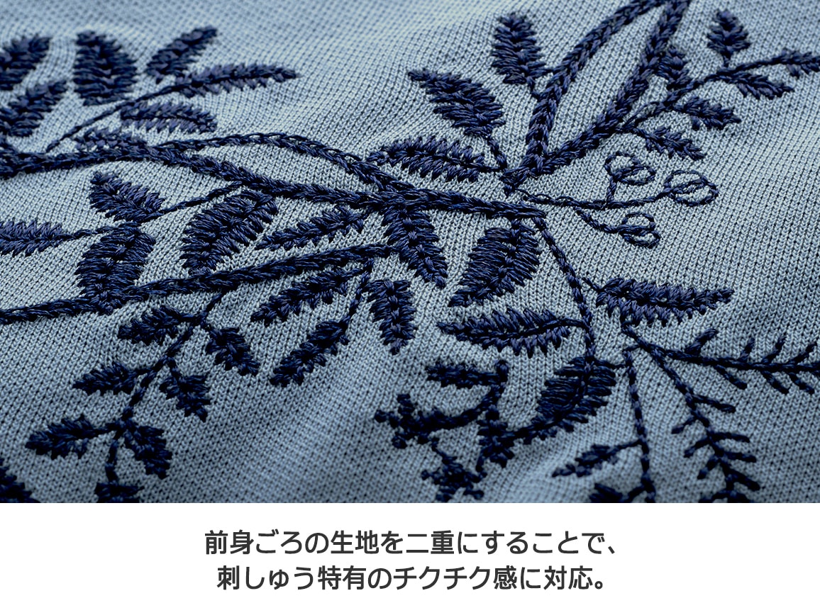 リーフ柄刺しゅうゆったりTシャツ リーフ柄刺しゅうゆったりTシャツ
