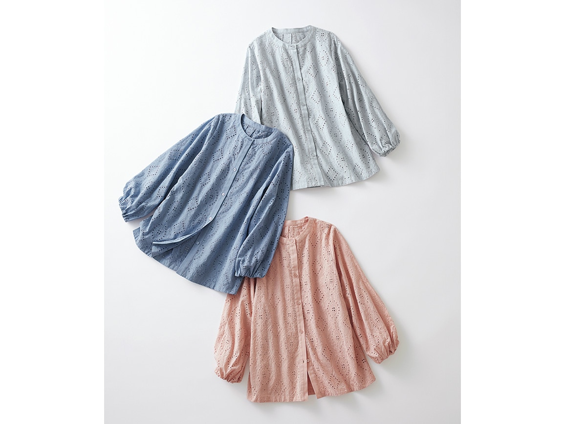 アイレットレースふんわり袖ブラウス アイレットレースふんわり袖ブラウス