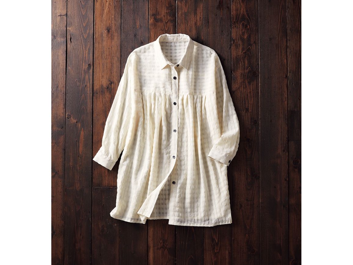 高島ちぢみシャツ襟ゆったりブラウス 高島ちぢみシャツ襟ゆったりブラウス