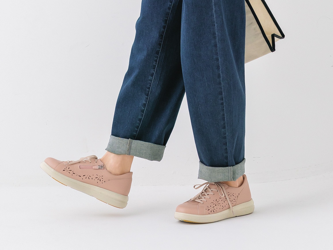 ハルメク 4E花柄カットスニーカー ハルメク 4E花柄カットスニーカー