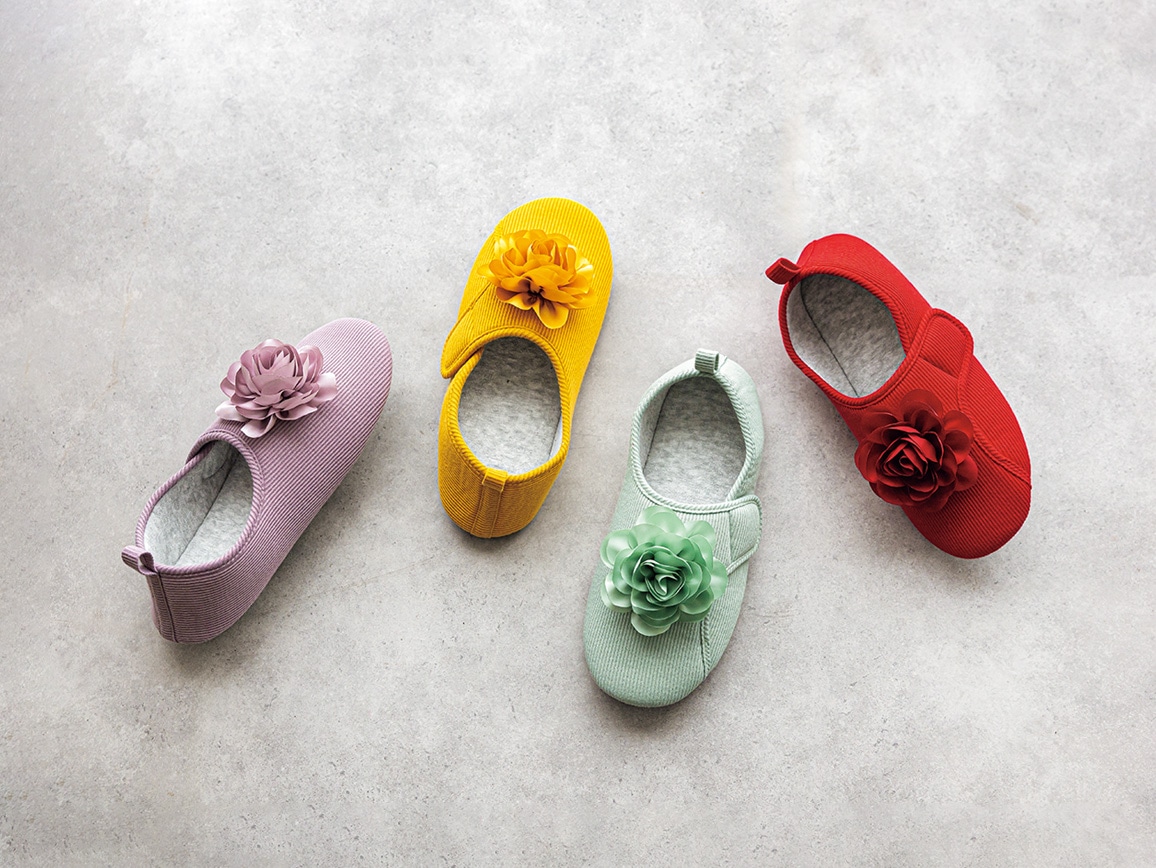 BLOOM 開くスリッパ BLOOM 開くスリッパ