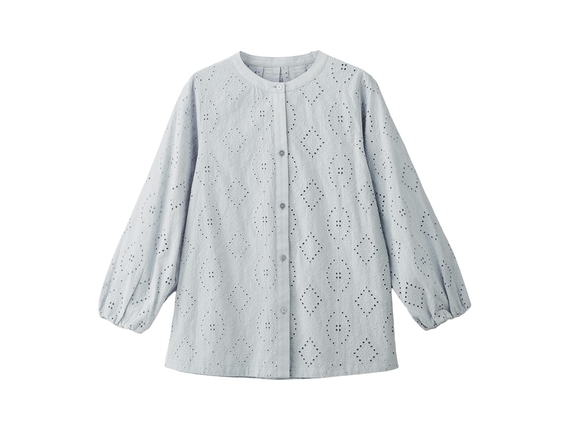 アイレットレースふんわり袖ブラウス アイレットレースふんわり袖ブラウス