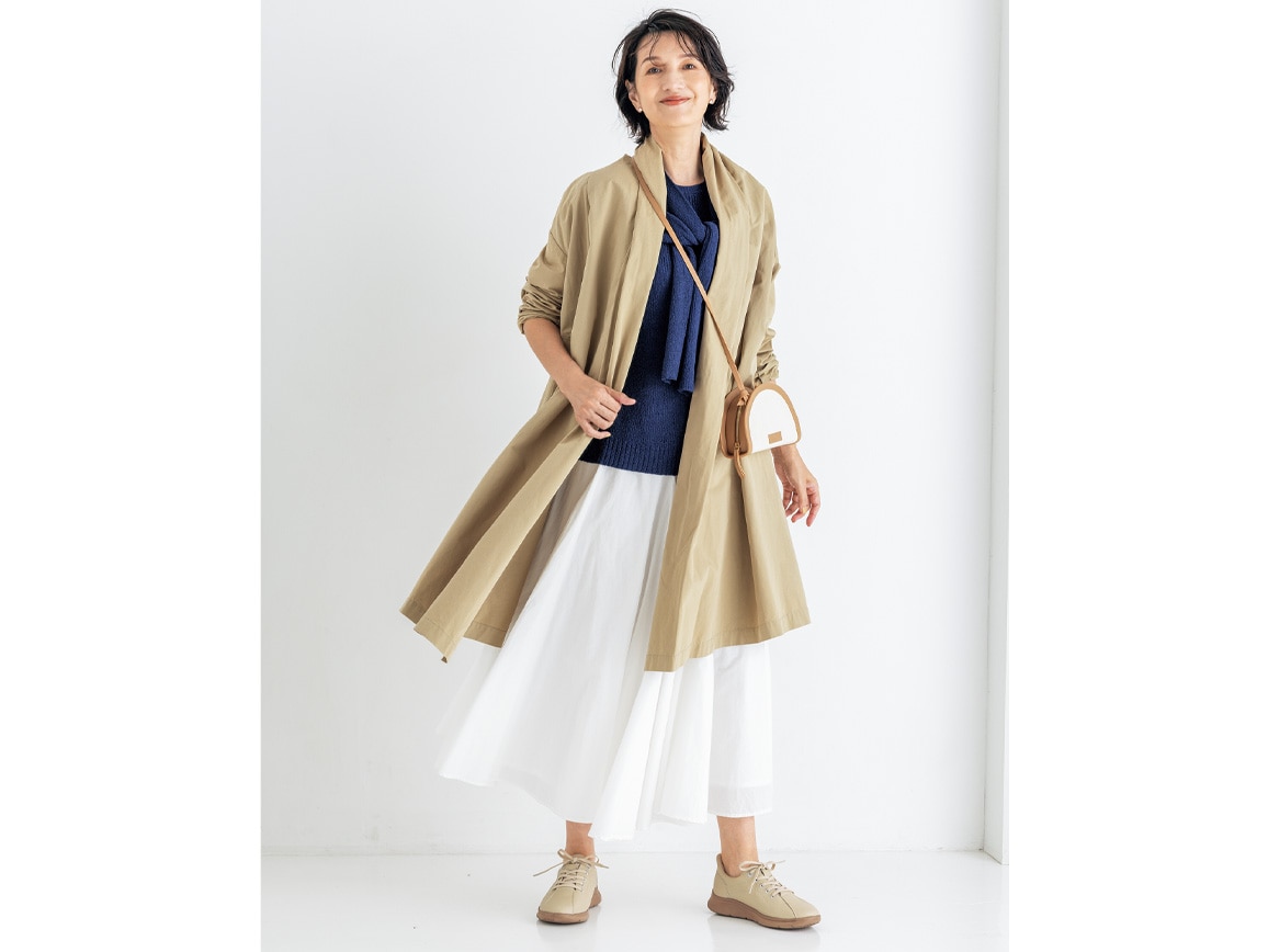 ハルメク たったままはける防水スニーカー ハルメク たったままはける防水スニーカー