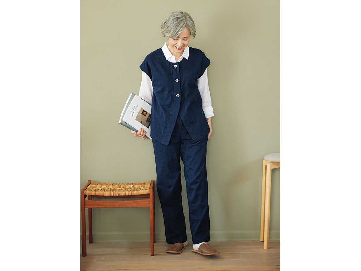 軽やかストレッチWガーゼ 前後で着られる2wayベスト 軽やかストレッチWガーゼ 前後で着られる2wayベスト