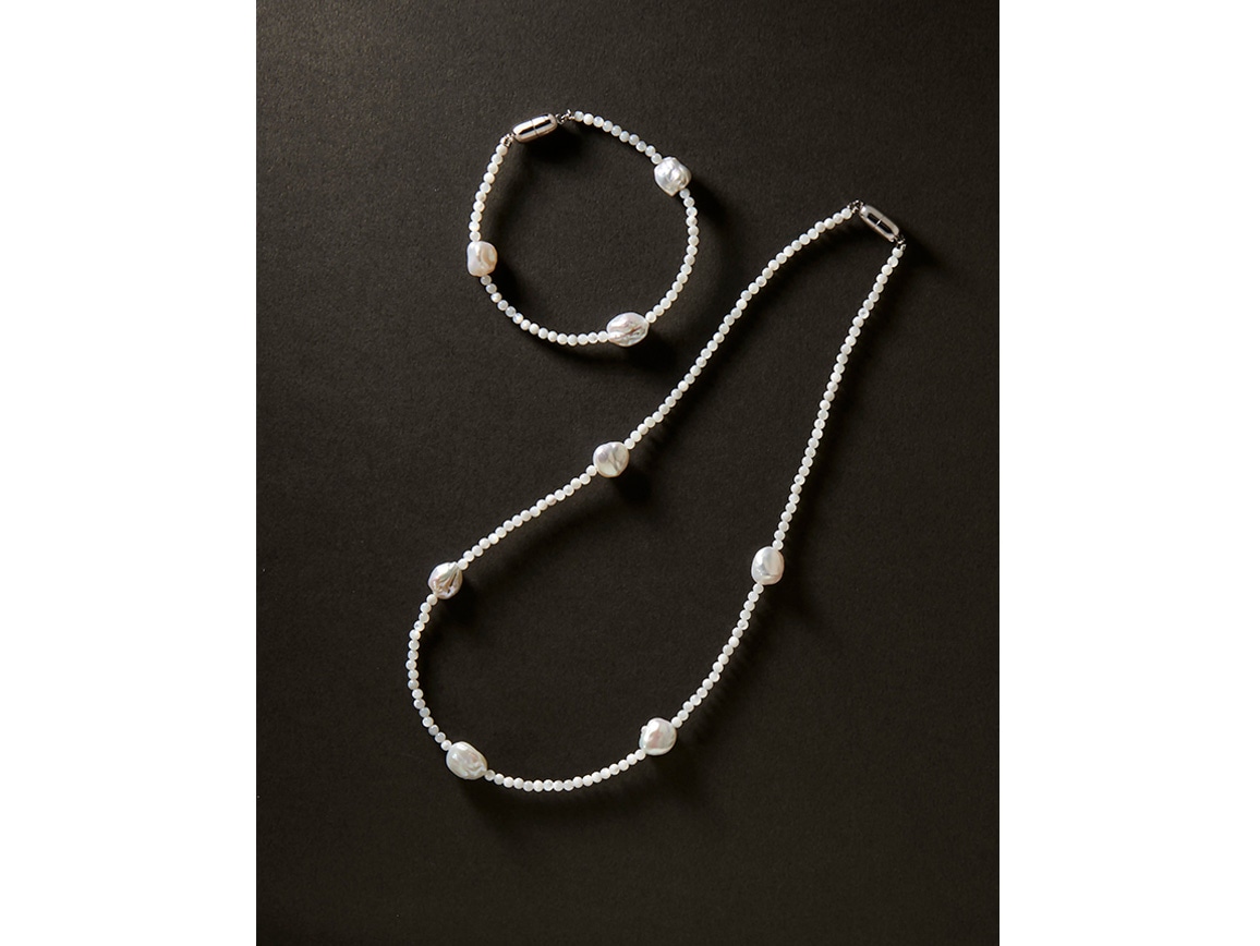 長さが2WAYのステーションパールネックレス 長さが2WAYのステーションパールネックレス