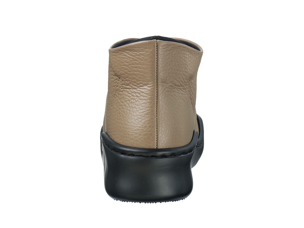 軽やか牛革ハイカットシューズ 軽やか牛革ハイカットシューズ