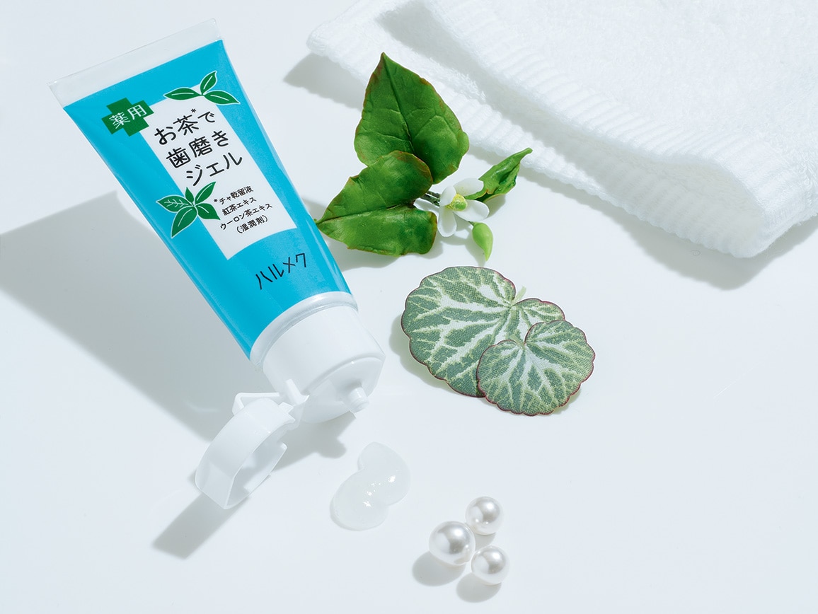ハルメク 薬用お茶で歯磨きジェル2本組+フロス付き ハルメク 薬用お茶で歯磨きジェル2本組+フロス付き
