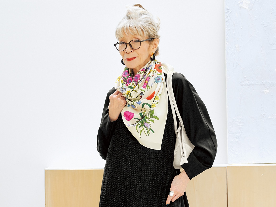 大判シルクスカーフ・花柄 大判シルクスカーフ・花柄