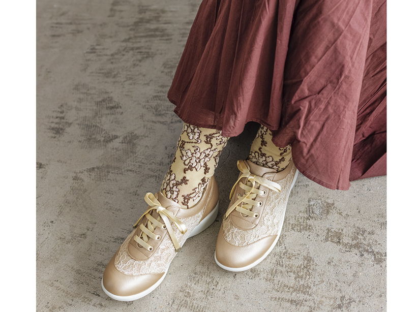 �~�X�L���E�R�E�S�d���[�X�X�j�[�J�[