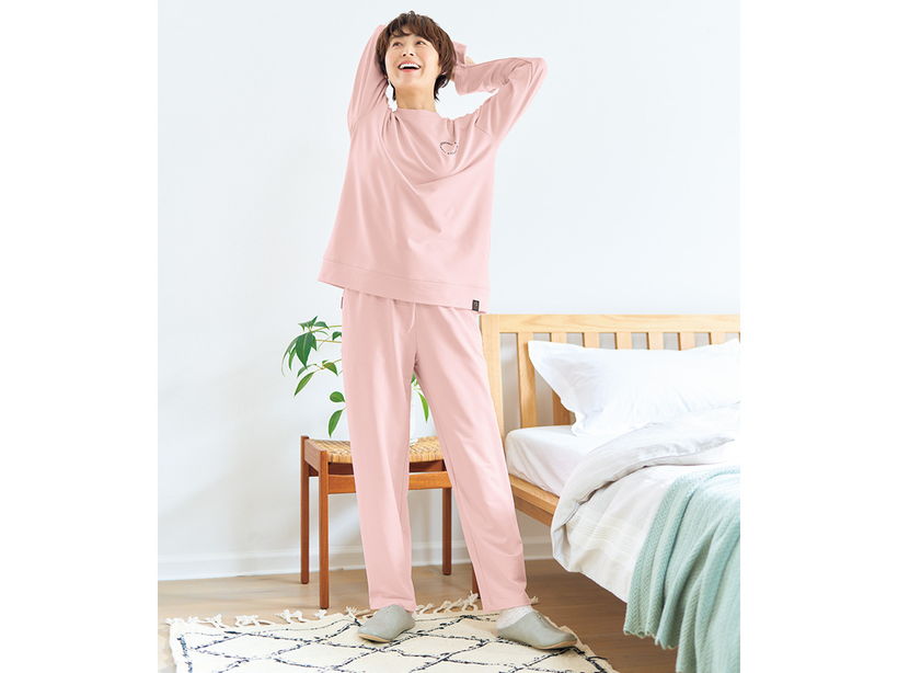 ���J�o���[�T�|�[�g�E�G�A�i�q�j�㉺�Z�b�g�i�N���X�U�j���f�B�[�X