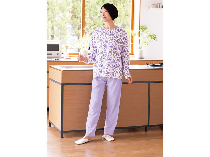 �g�l�n�i�G�����@�V���R�b�g�����[���E�G�A�㉺�Z�b�g