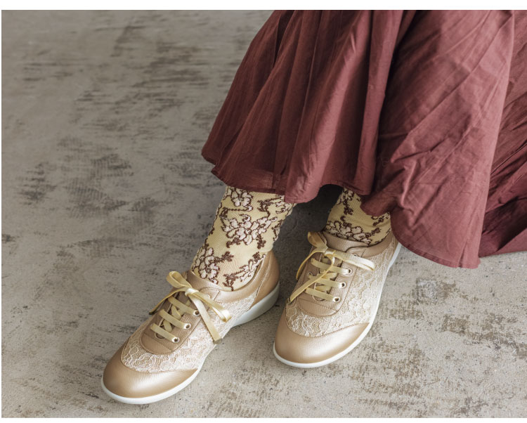 �~�X�L���E�R�E�S�d���[�X�X�j�[�J�[