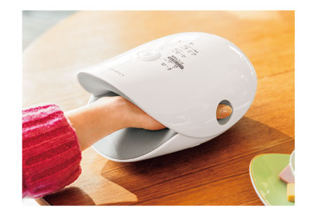 �A�e�b�N�X�����h �n���h�P�A �_�b�N