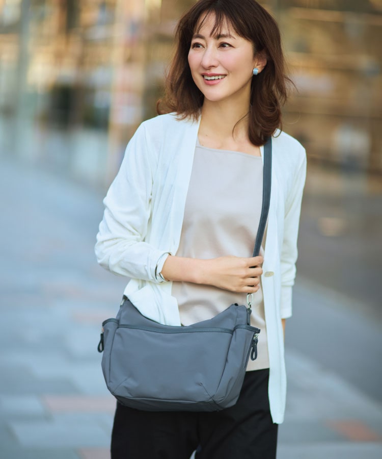 ���@�\�͂����y�ʃV�����_�[