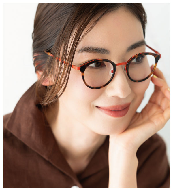 �J���[�t���[�����������Y�T���O���X