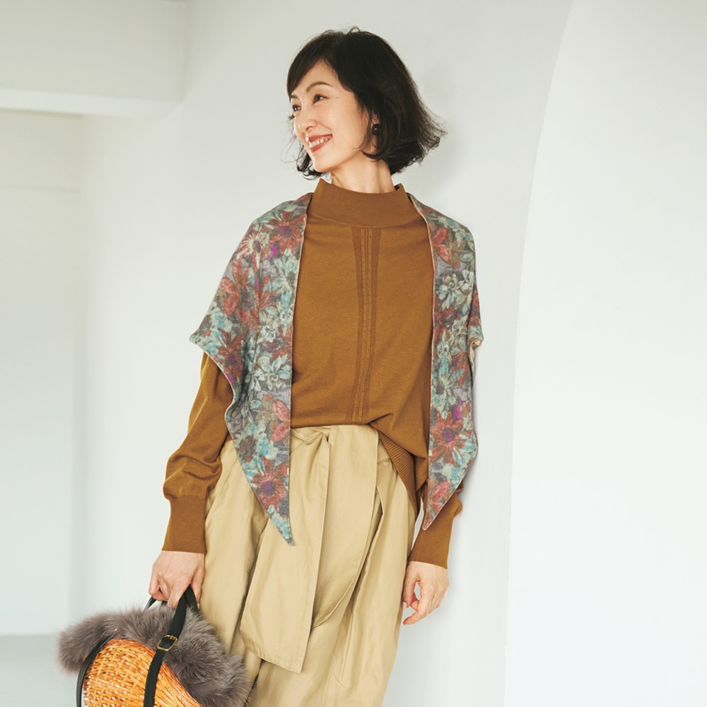 アイレットデザインハイネックセーター