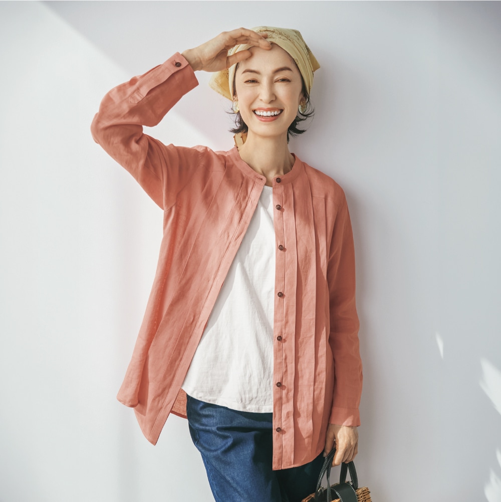 タックデザインリネンブラウス